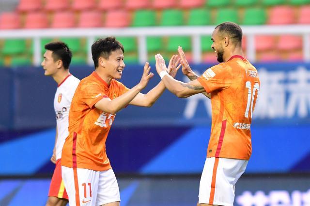 注册送彩金-【中超】福布斯点射+绝杀 武汉长江2比1河北两连胜