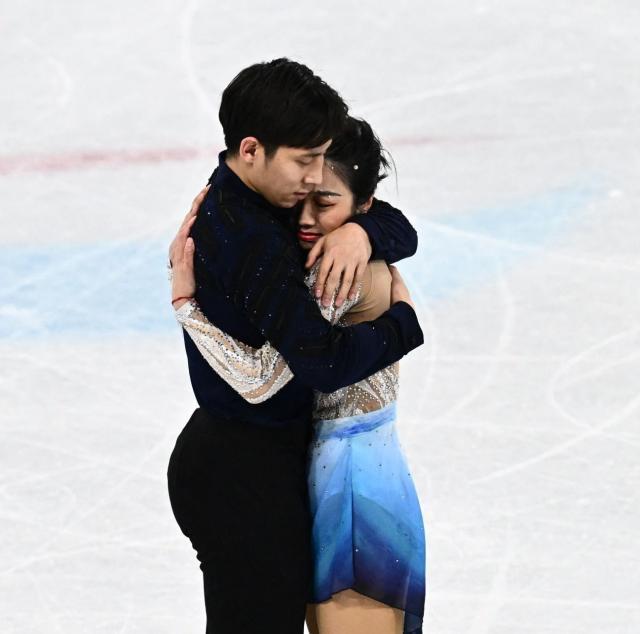 注册送彩金-欧洲看冬奥：隋文静韩聪的金牌，是冬奥自身的救赎